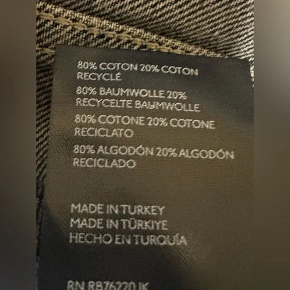 New Urban Outfitters BDG Jean Jacket Sz XS - Picture 3 of 3